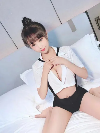 Myrtice photo 1 in Dubai: 25 years old, asian, slim, black hair, 163 cm, 53 kg, C bust