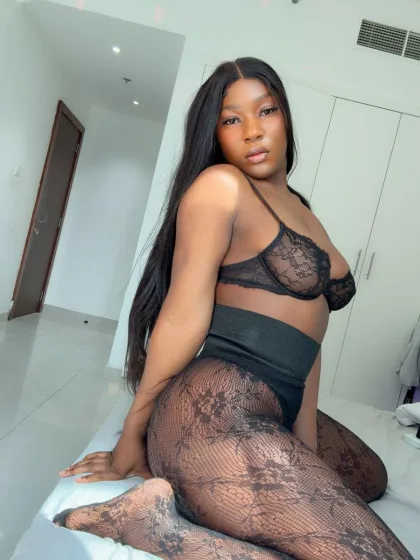 Peggie photo 2 in Dubai: 20 years old, asian, curvy, black hair, 168 cm, 72 kg, A bust