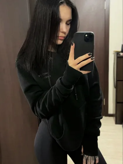 Shania photo 1 in Dubai: 25 years old, arab, slim, black hair, 163 cm, 58 kg, A bust