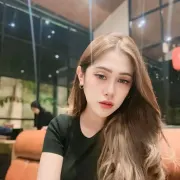 Earline photo 4 in Dubai: 25 years old, asian, slim, black hair, 165 cm, 55 kg, C bust