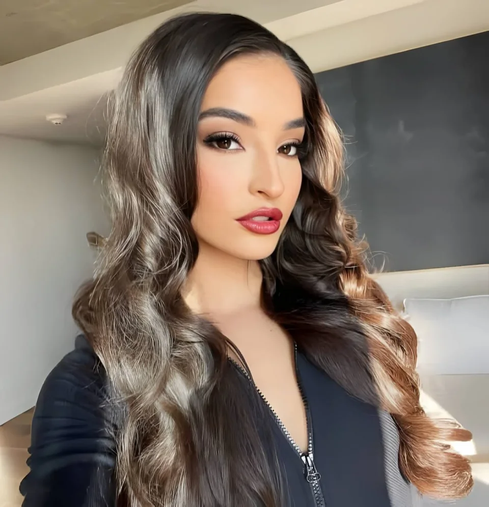Idell photo 4 in Dubai: 25 years old, european, regular, black hair, 165 cm, 60 kg, C bust