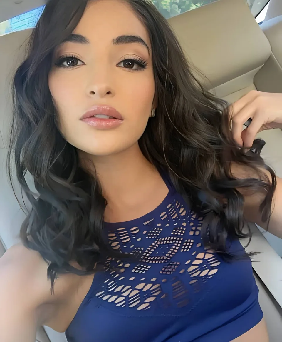 Idell photo 6 in Dubai: 25 years old, european, regular, black hair, 165 cm, 60 kg, C bust