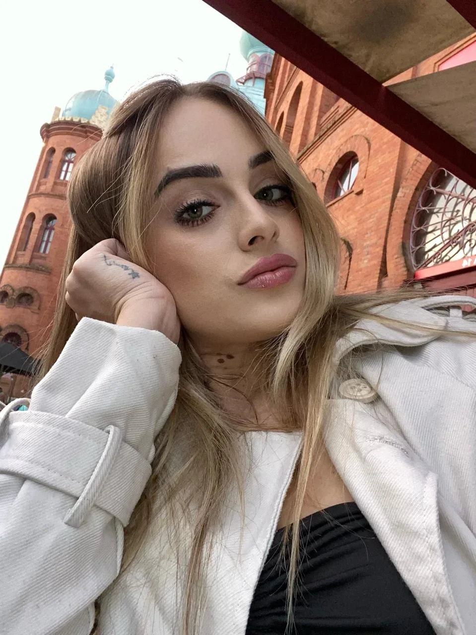 Maia photo 6 in Al Ain: 24 years old, slim, blonde hair, 163 cm, 57 kg, B bust