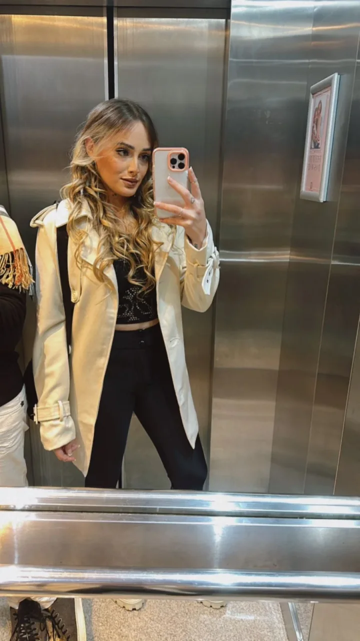 Maia photo 7 in Al Ain: 24 years old, slim, blonde hair, 163 cm, 57 kg, B bust