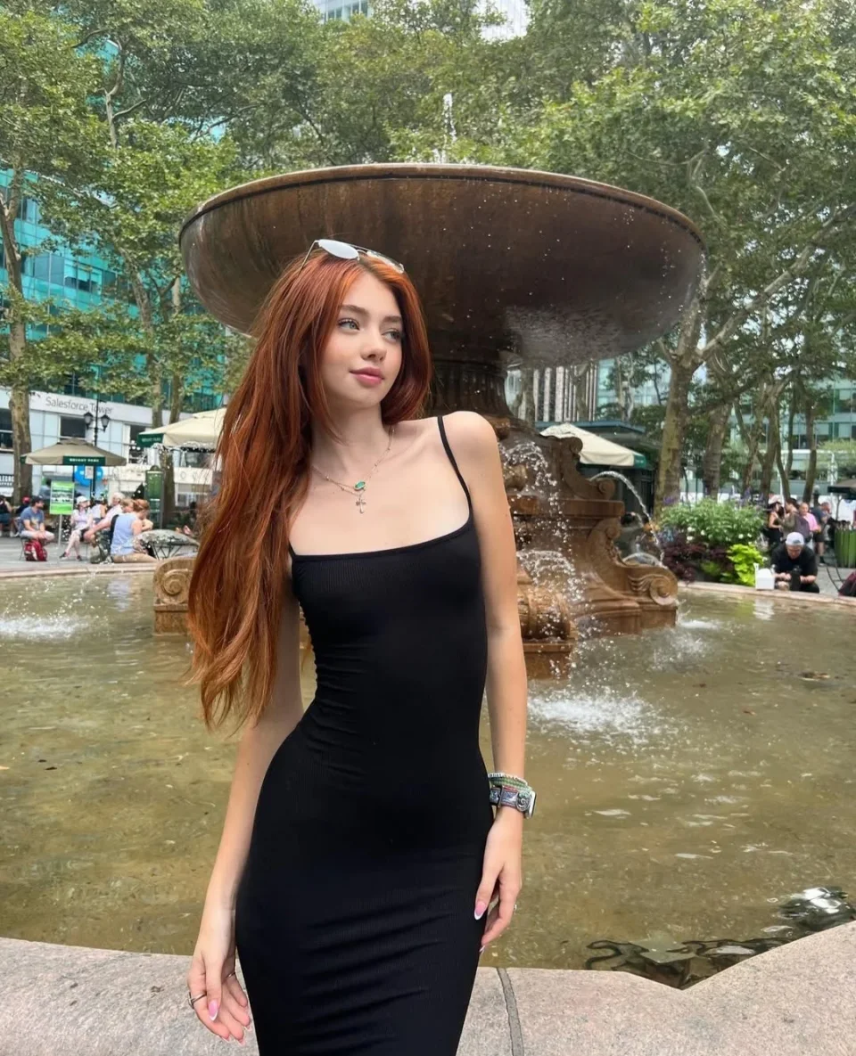 Therese photo 6 in Sharjah: 19 years old, european, slim, red hair, 168 cm, 50 kg, B bust