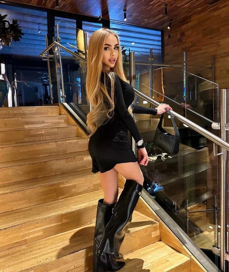 Кира фото 7 - Аль-Айн, 25 лет, regular, блондинка, 168 см, 50 кг, грудь D