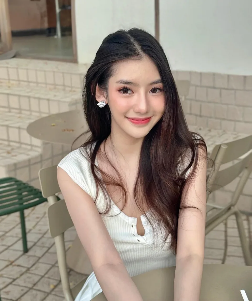Josie photo 2 in Ajman: 24 years old, asian, slim, black hair, 150 cm, 50 kg, D bust