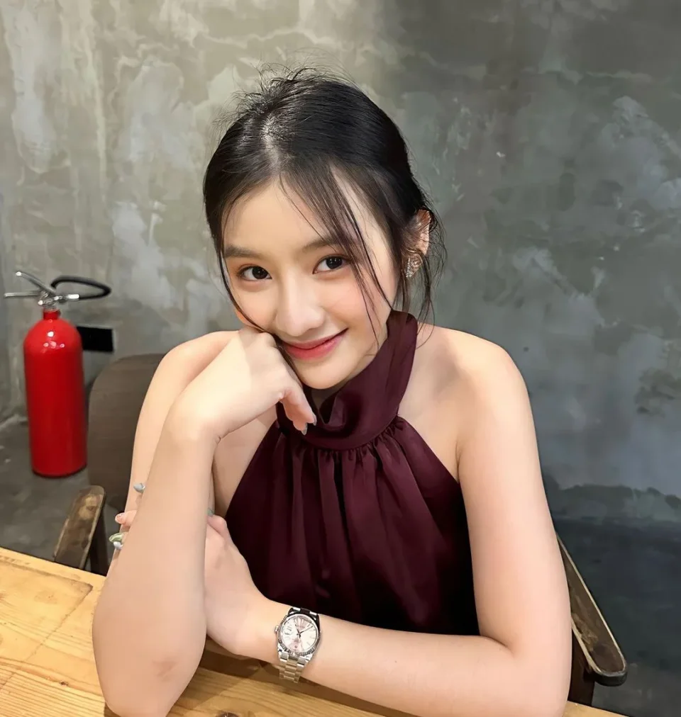 Josie photo 8 in Ajman: 24 years old, asian, slim, black hair, 150 cm, 50 kg, D bust