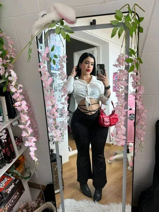 Кианна фото 2 - Дубай, 26 лет, европейская, regular, черные волосы, 160 см, 35 кг, грудь B
