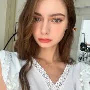 Bette photo 5 in Hong Kong: 24 years old, slim, brown hair, 170 cm, 53 kg, B bust