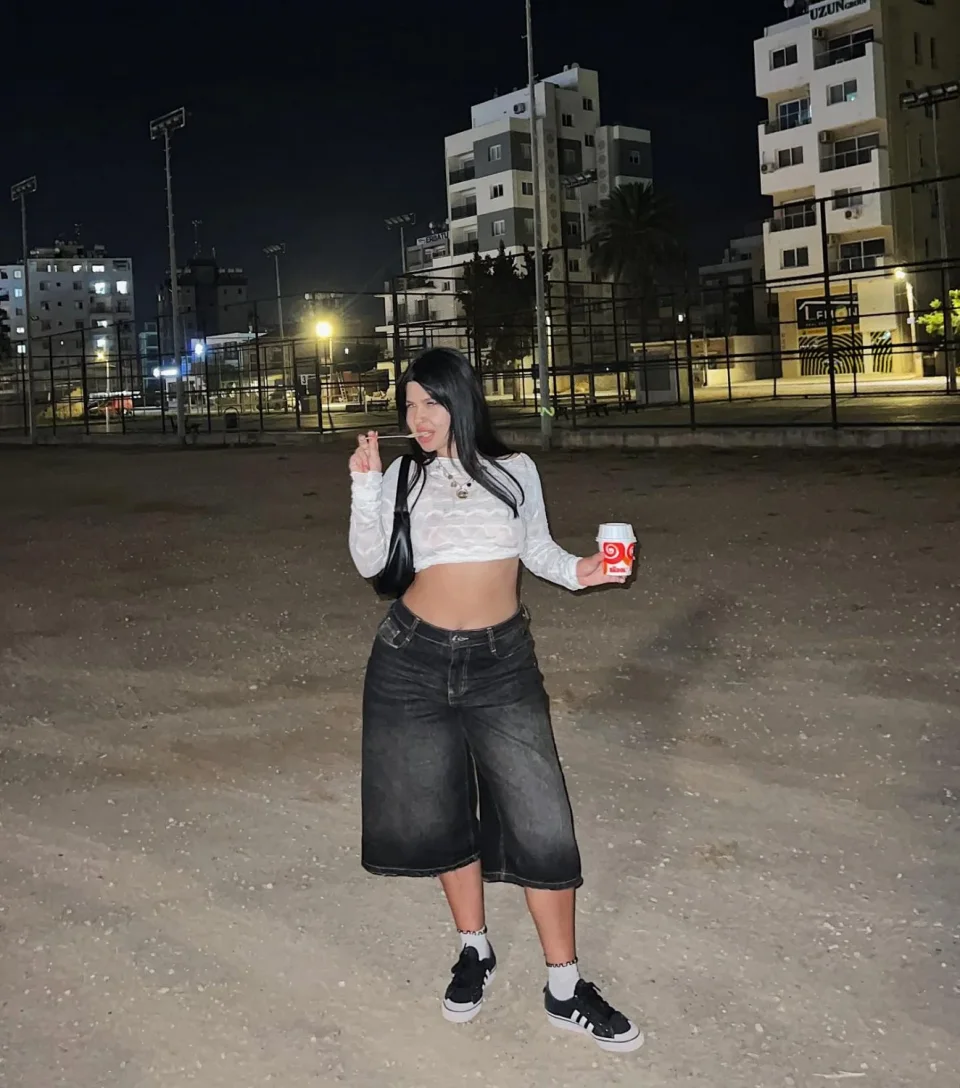 Adaline photo 8 in Fujairah: 26 years old, asian, regular, brown hair, 170 cm, 67 kg, C bust