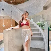 Aimee photo 10 in Thanyaburi: 24 years old, asian, slim, black hair, 164 cm, 49 kg, B bust