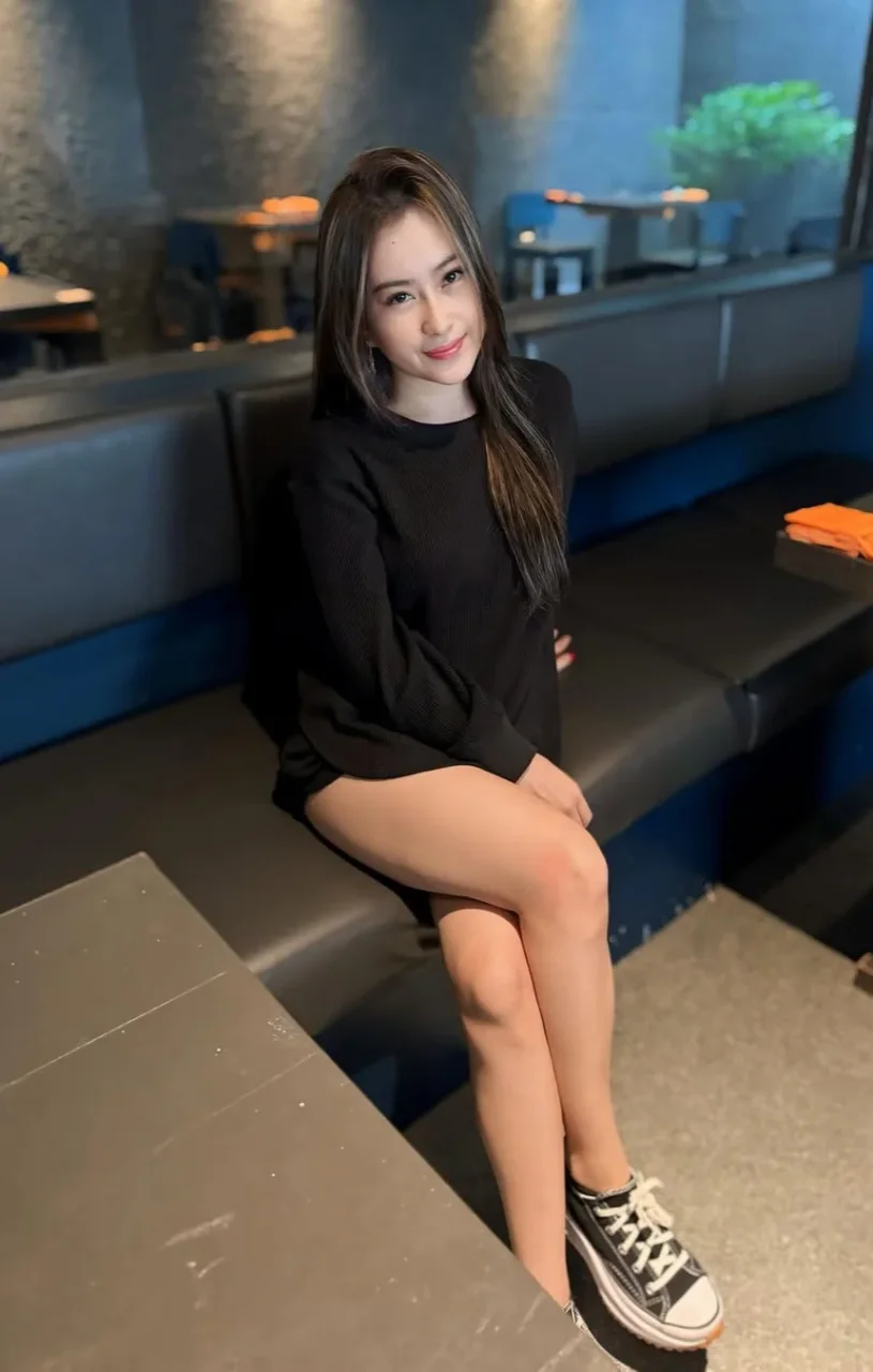 Aimee photo 6 in Thanyaburi: 24 years old, asian, slim, black hair, 164 cm, 49 kg, B bust