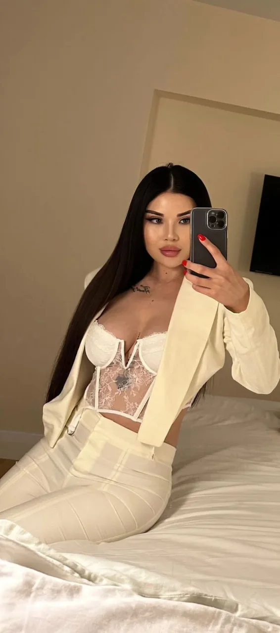 Aisha photo 4 in Al Khaburah: 29 years old, regular, black hair, 170 cm, 55 kg, C bust