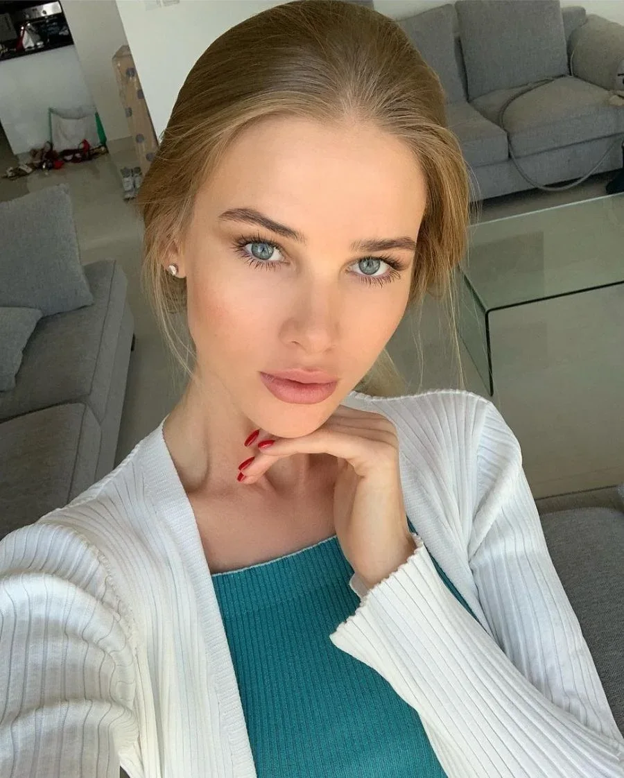 Анита фото 1 - Пхукет, 21 год, европейская, стройная, блондинка, 170 см, 52 кг, грудь B