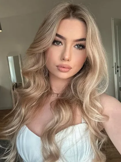 Anneliese photo 6 in Khon Kaen: 24 years old, regular, blonde hair, 170 cm, 52 kg, C bust