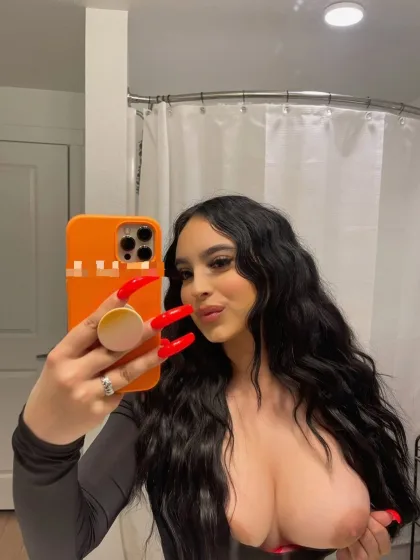 Belle photo 3 in Bahla: 23 years old, slim, black hair, 179 cm, 72 kg, B bust
