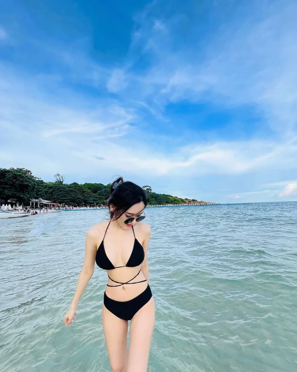 Bianca photo 5 in Ranong: 24 years old, asian, slim, black hair, 169 cm, 50 kg, C bust