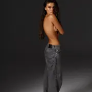 Caroline photo 1 in Chiang Mai: 20 years old, arab, slim, brown hair, 170 cm, 50 kg, C bust
