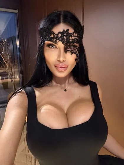 Cassandra photo 3 in Al Wakra: 30 years old, slim, brown hair, 173 cm, 53 kg, B bust