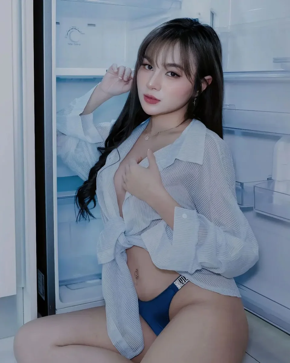 Macie photo 8 in Dubai: 26 years old, slim, black hair, 167 cm, 48 kg, C bust