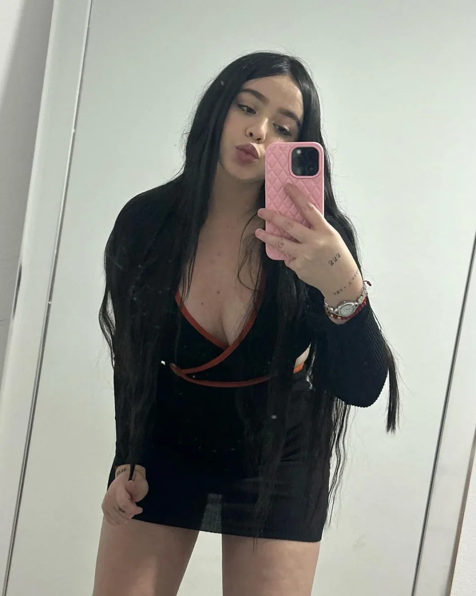 Celine photo 5 in Barka: 27 years old, slim, black hair, 165 cm, 55 kg, D bust