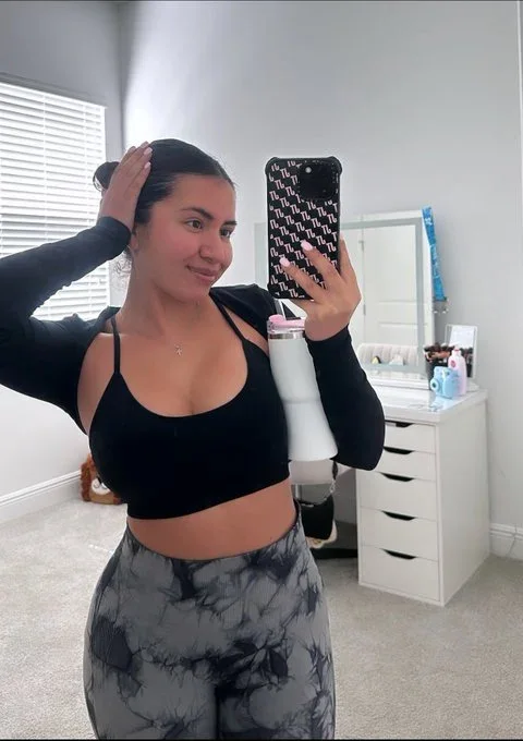 Charis photo 2 in As Suwayq: 23 years old, curvy, black hair, 120 cm, 70 kg, B bust