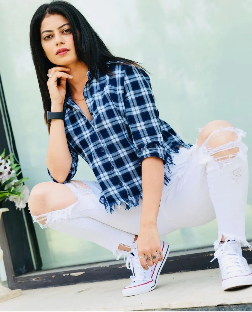 Darlene photo 8 in Nakhon Sawan: 26 years old, slim, black hair, 100 cm, 55 kg, B bust