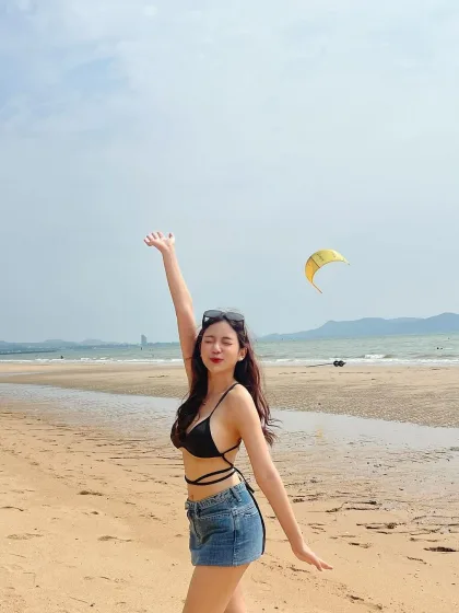 Dina photo 1 in Jabal Ali: 25 years old, asian, slim, black hair, 167 cm, 47 kg, C bust