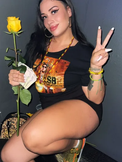 Dora photo 3 in Madinat Zayed: 25 years old, european, curvy, black hair, 170 cm, 82 kg, C bust
