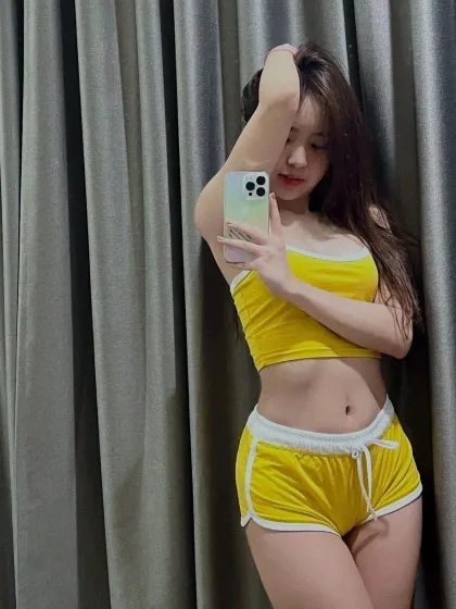 Hadley photo 2 in Salalah: 23 years old, slim, black hair, 165 cm, 49 kg, C bust