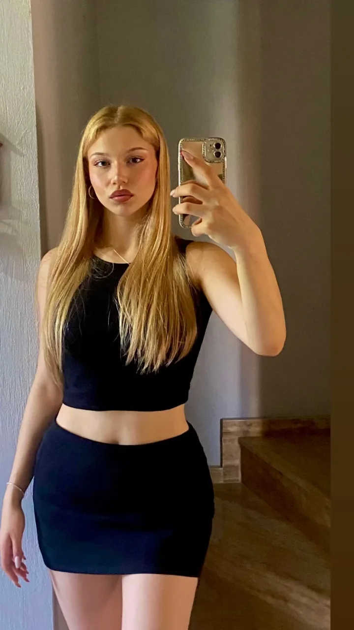 Heidi photo 5 in As Suwayq: 31 years old, slim, blonde hair, 167 cm, 58 kg, C bust