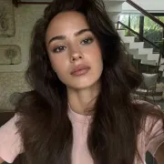 Helene photo 3 in Ibri: 21 years old, slim, brown hair, 168 cm, 53 kg, B bust