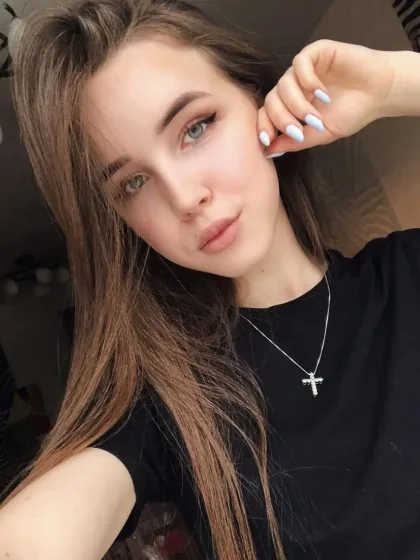 Joanna photo 3 in Khaur-Fakkan: 21 years old, european, slim, brown hair, 168 cm, 53 kg, B bust