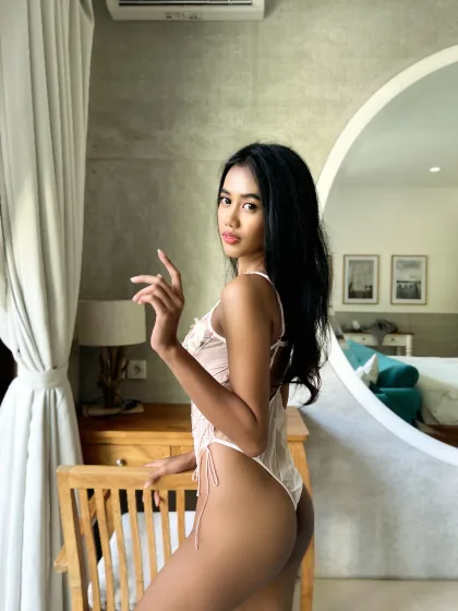 Lorraine photo 6 in Air Rams: 24 years old, slim, black hair, 170 cm, 47 kg, B bust