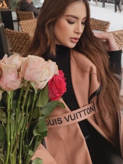 Luciana photo 1 in Oasis Liwa: 28 years old, regular, brown hair, 168 cm, 58 kg, C bust