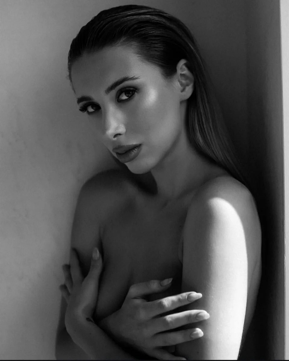 Mae photo 1 in Ibri: 31 years old, arab, regular, brown hair, 170 cm, 62 kg, B bust