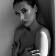 Mae photo 1 in Ibri: 31 years old, arab, regular, brown hair, 170 cm, 62 kg, B bust
