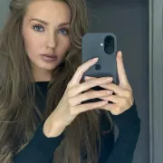 Magdalena photo 5 in Mutrah: 21 years old, european, slim, brown hair, 168 cm, 54 kg, B bust