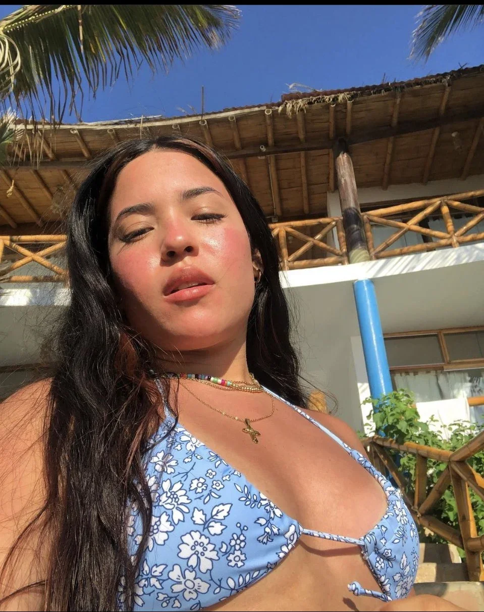 Marianne photo 4 in Nakhon Si Thammarat: 29 years old, european, slim, black hair, 178 cm, 52 kg, C bust