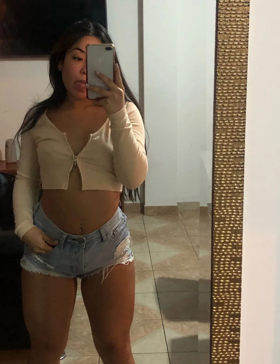 Marianne photo 9 in Nakhon Si Thammarat: 29 years old, european, slim, black hair, 178 cm, 52 kg, C bust