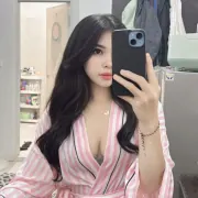 Dovie photo 4 in Dubai: 25 years old, asian, slim, black hair, 157 cm, 43 kg, B bust