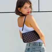 Paige photo 5 in Nakhon Si Thammarat: 27 years old, slim, brown hair, 160 cm, 47 kg, A bust