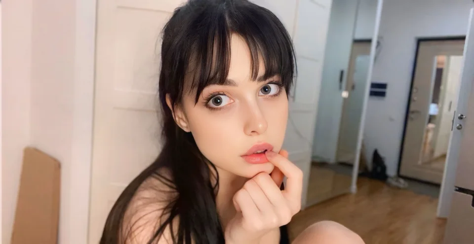 Pearl photo 3 in Shinas: 26 years old, european, slim, black hair, 167 cm, 52 kg, B bust