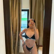 Renee photo 4 in Chiang Mai: 22 years old, arab, curvy, black hair, 164 cm, 53 kg, D bust