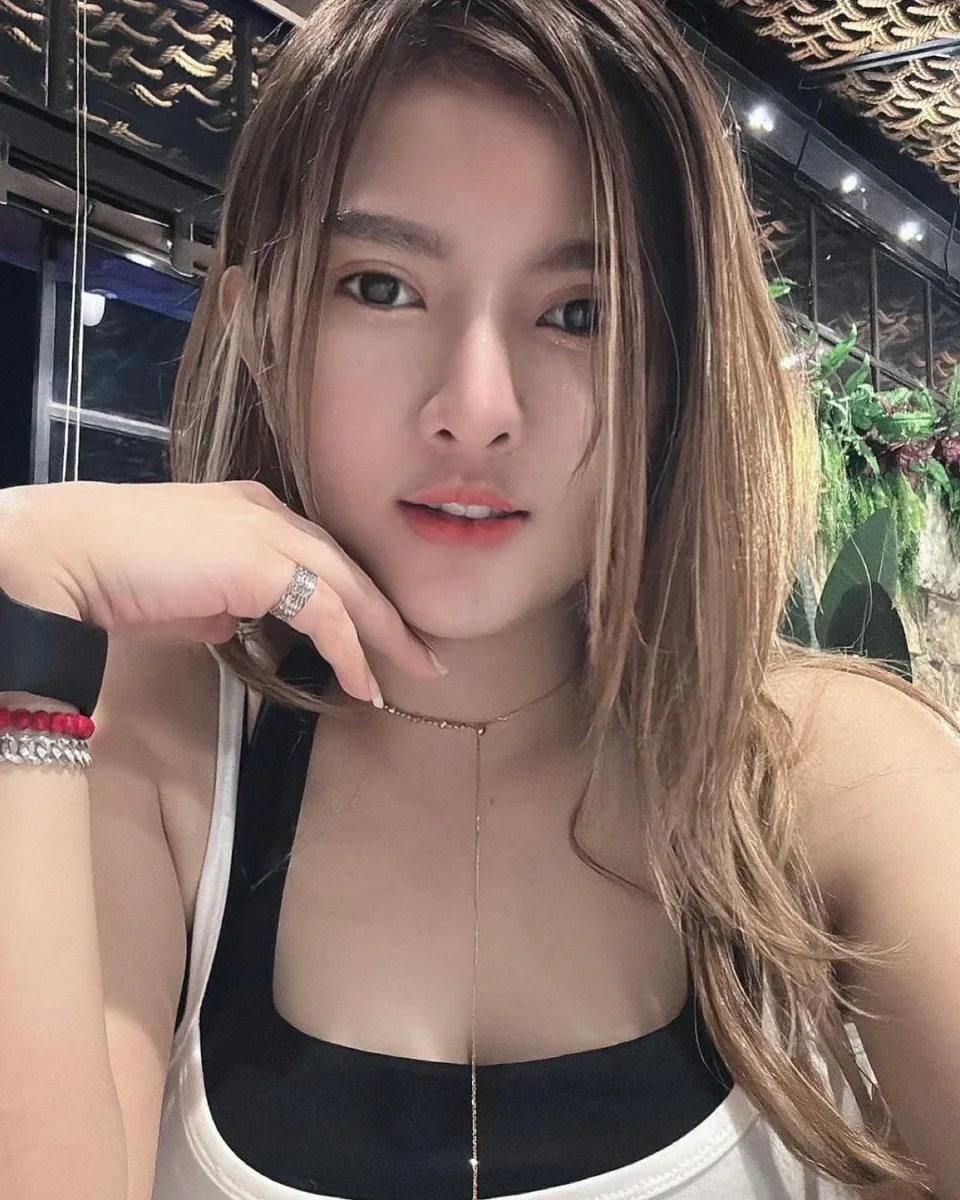 Josie photo 5 in Ajman: 25 years old, slim, black hair, 160 cm, 53 kg, B bust