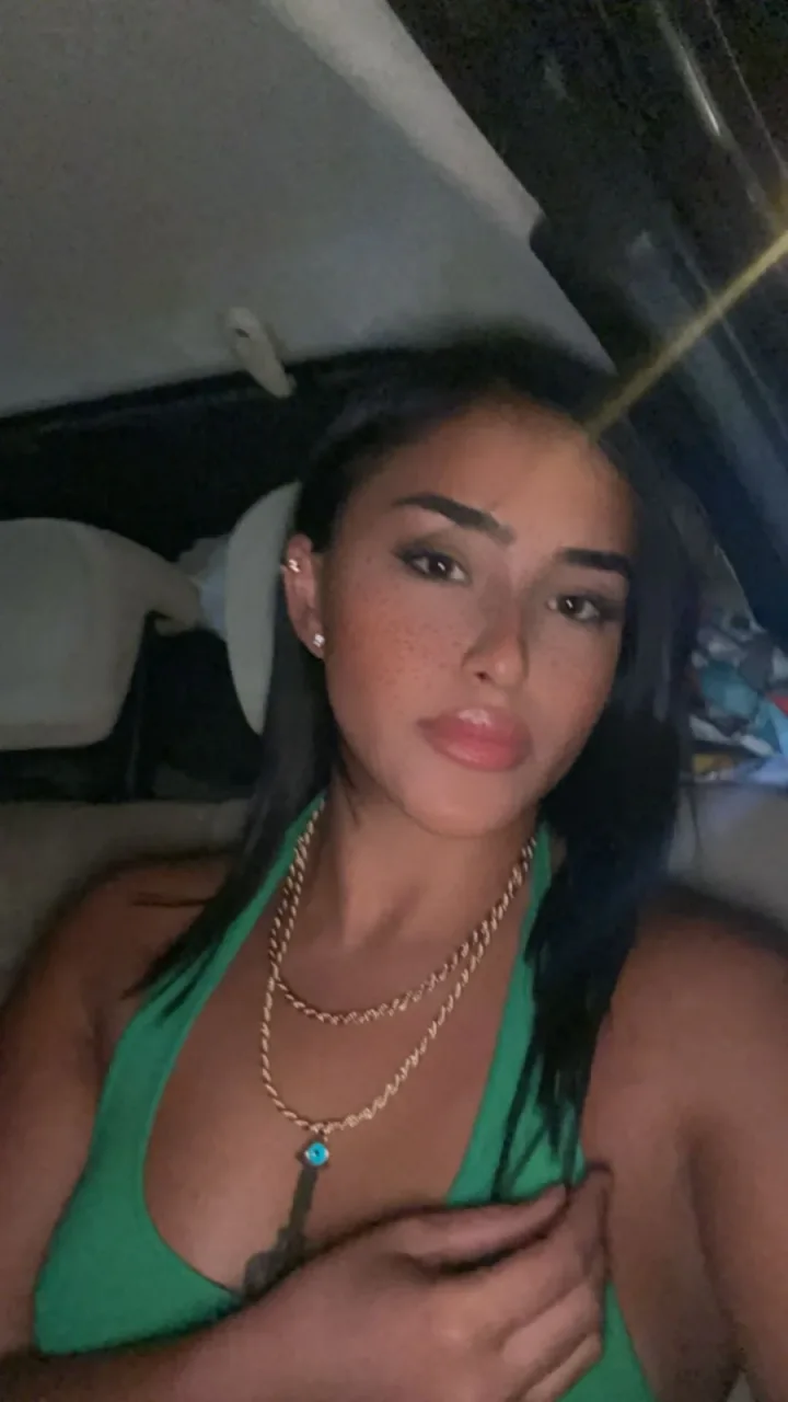Агата фото 2 - Яла, 23 года, стройная, черные волосы, 170 см, 60 кг, грудь C