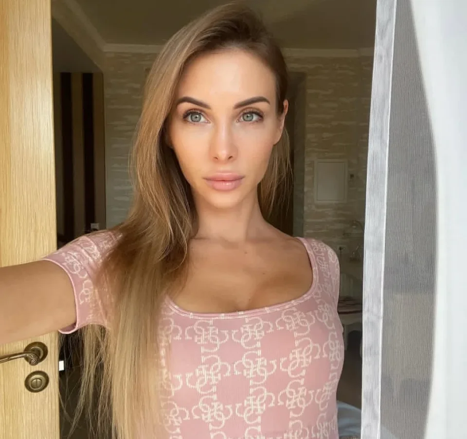 Алисия фото 1 - Аль-Рамс, 25 лет, арабская, стройная, блондинка, 168 см, 54 кг, грудь B
