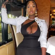 Alysha photo 1 in Abu Dhabi: 27 years old, european, curvy, black hair, 174 cm, 85 kg, C bust