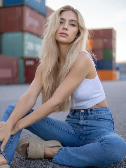 Angelica photo 2 in Ibri: 21 years old, european, slim, blonde hair, 170 cm, 52 kg, B bust